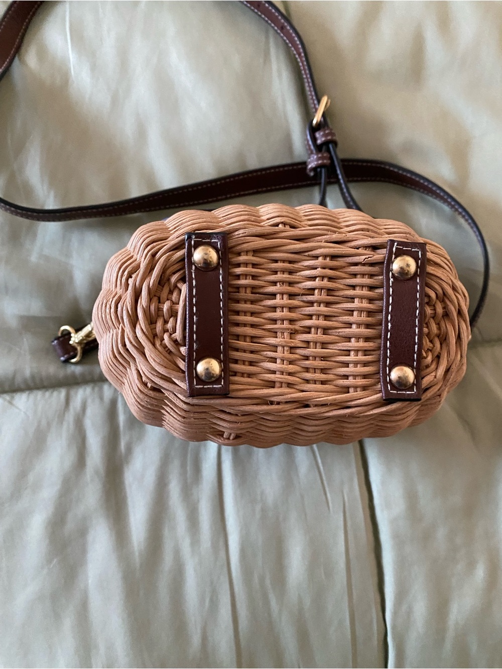 Tommy Bahama Woven Rattan Crossbody Bag with Dark Brown Leather Flap - Picture 2 of 12